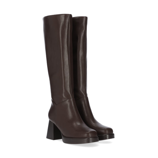 BOTA ALTA MARRON NEWPAM06