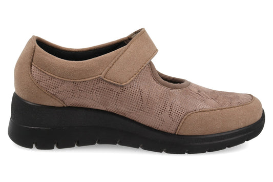 SANDALIA CON VELCRO MARRON 2004