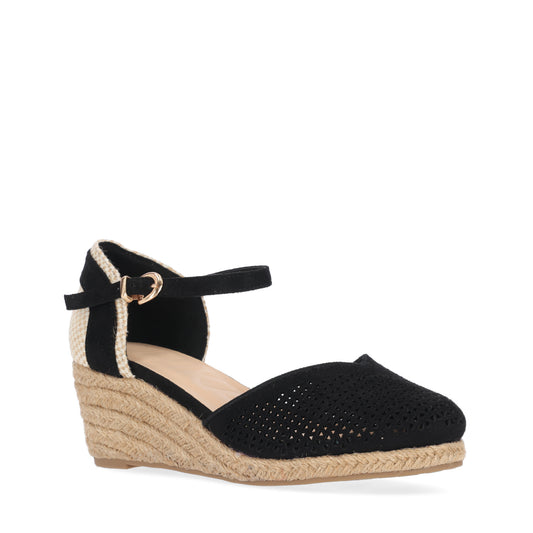SANDALIA NEGRA CUÑA URSULA10