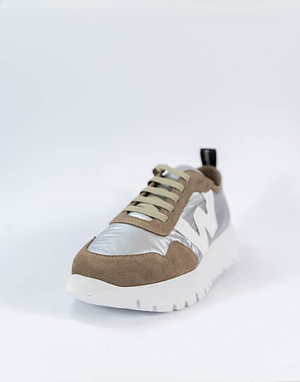 DEPORTIVA PIEL PLATA A-2416