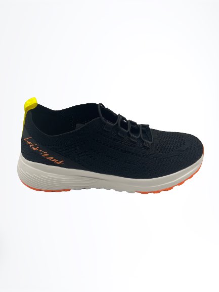 Deportiva de tela negra