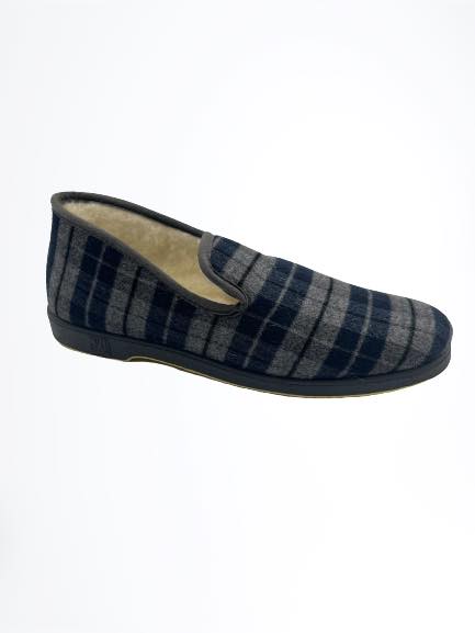 Zapatilla casa cerrada 0176